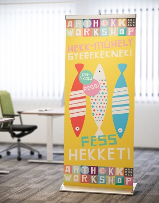 Termékprezentációs 3d látványtervek www.Reklámeszköz.hu Roll-up banner,sajtófal, grafikai tervezés